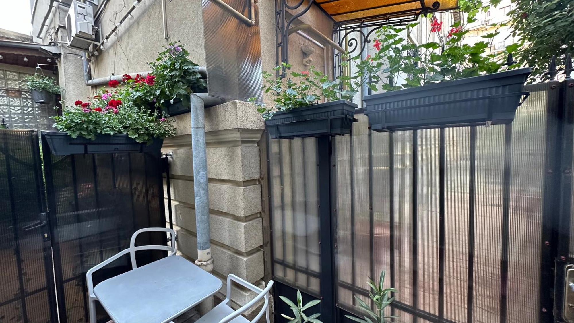 Casa De Povesti - Calea Victoriei Lägenhet Bukarest Exteriör bild